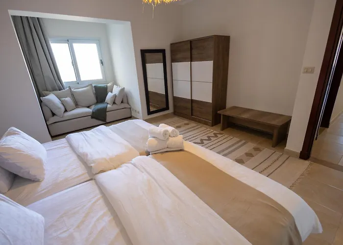 Breeze, Golf & Sea, 2 Bedroom Luxury With Terrace, Somabay